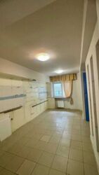 Продаж квартири по вул. Ливарна, автономне опалення, 180 кв.м., центр/Набережна/Сквер фото 15 Продаж квартири по вул. Ливарна, автономне опалення, 180 кв.м., центр/Набережна/Сквер фото 15