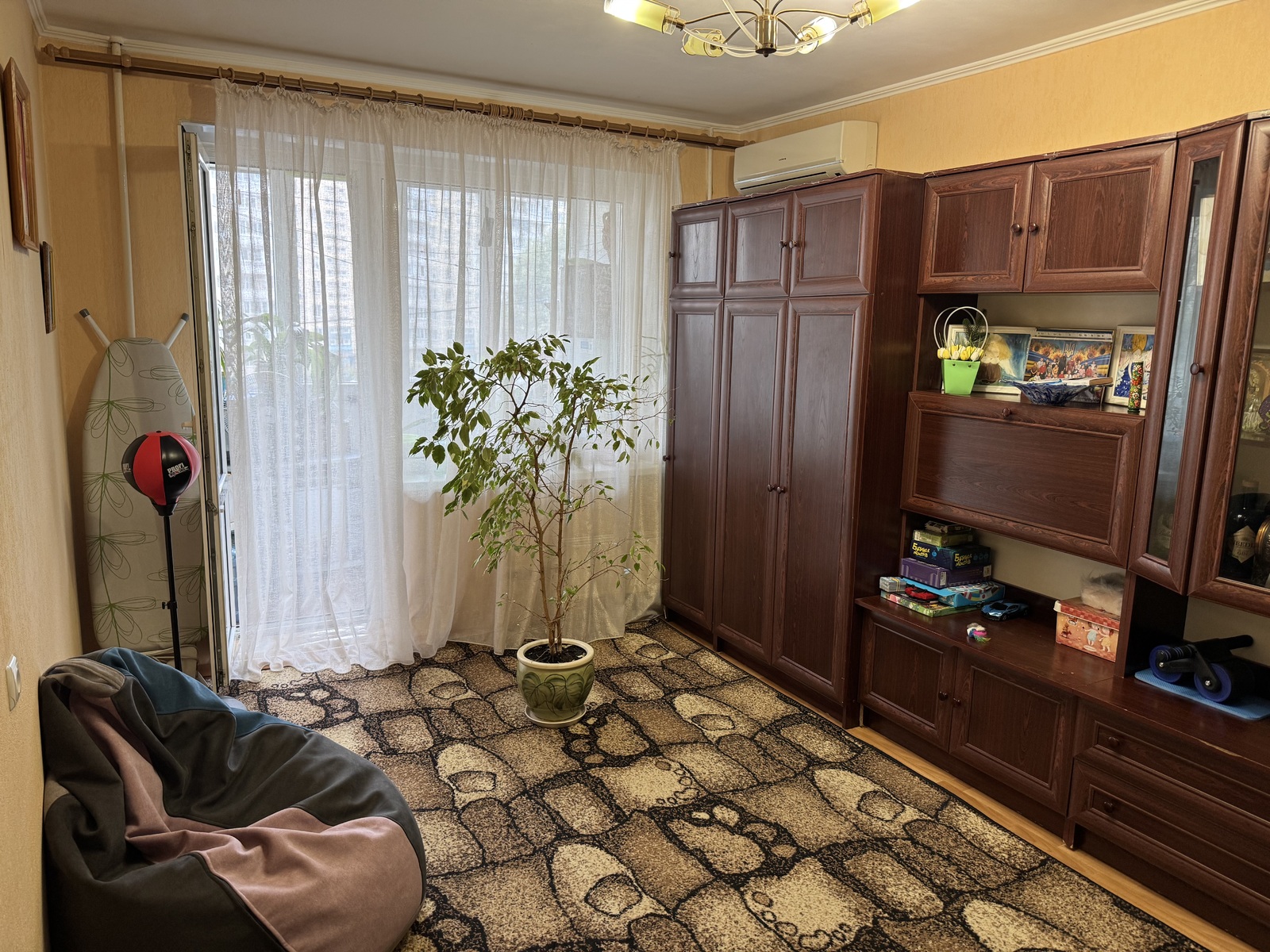 Продам 2к квартиру на Фрунзенском Левый берег фото 1 Продам 2к квартиру на Фрунзенском Левый берег фото 1