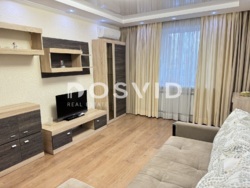 Продам 2к квартиру в кирпичной высотке в центре Днепра, ул Ярослава Мудрого (Ленинградская) фото 12 Продам 2к квартиру в кирпичной высотке в центре Днепра, ул Ярослава Мудрого (Ленинградская) фото 12