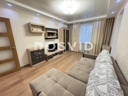 Продам 2к квартиру в кирпичной высотке в центре Днепра, ул Ярослава Мудрого (Ленинградская) фото 6 Продам 2к квартиру в кирпичной высотке в центре Днепра, ул Ярослава Мудрого (Ленинградская) фото 6