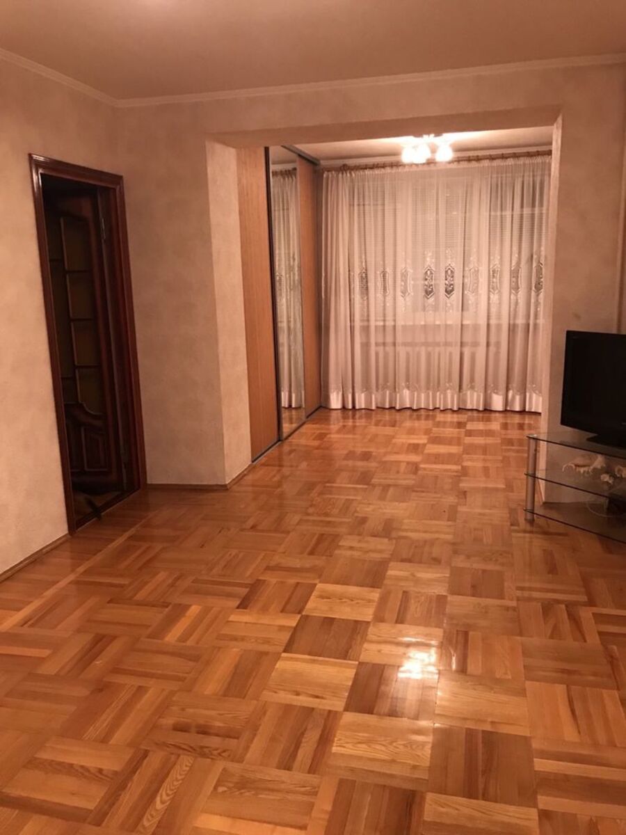 Продається 4х кімнатна квартира в центрі міста, вул. Шевченка фото 1 Продається 4х кімнатна квартира в центрі міста, вул. Шевченка фото 1