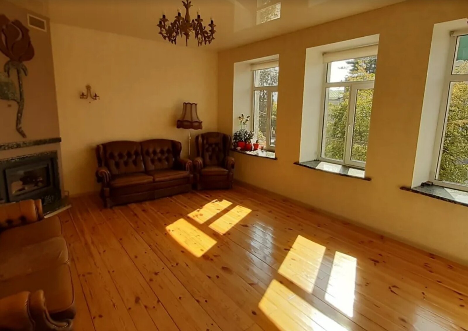 Продаж 3к квартири 128 кв. м на вул. Соборна, Центр міста. фото 1 Продаж 3к квартири 128 кв. м на вул. Соборна, Центр міста. фото 1