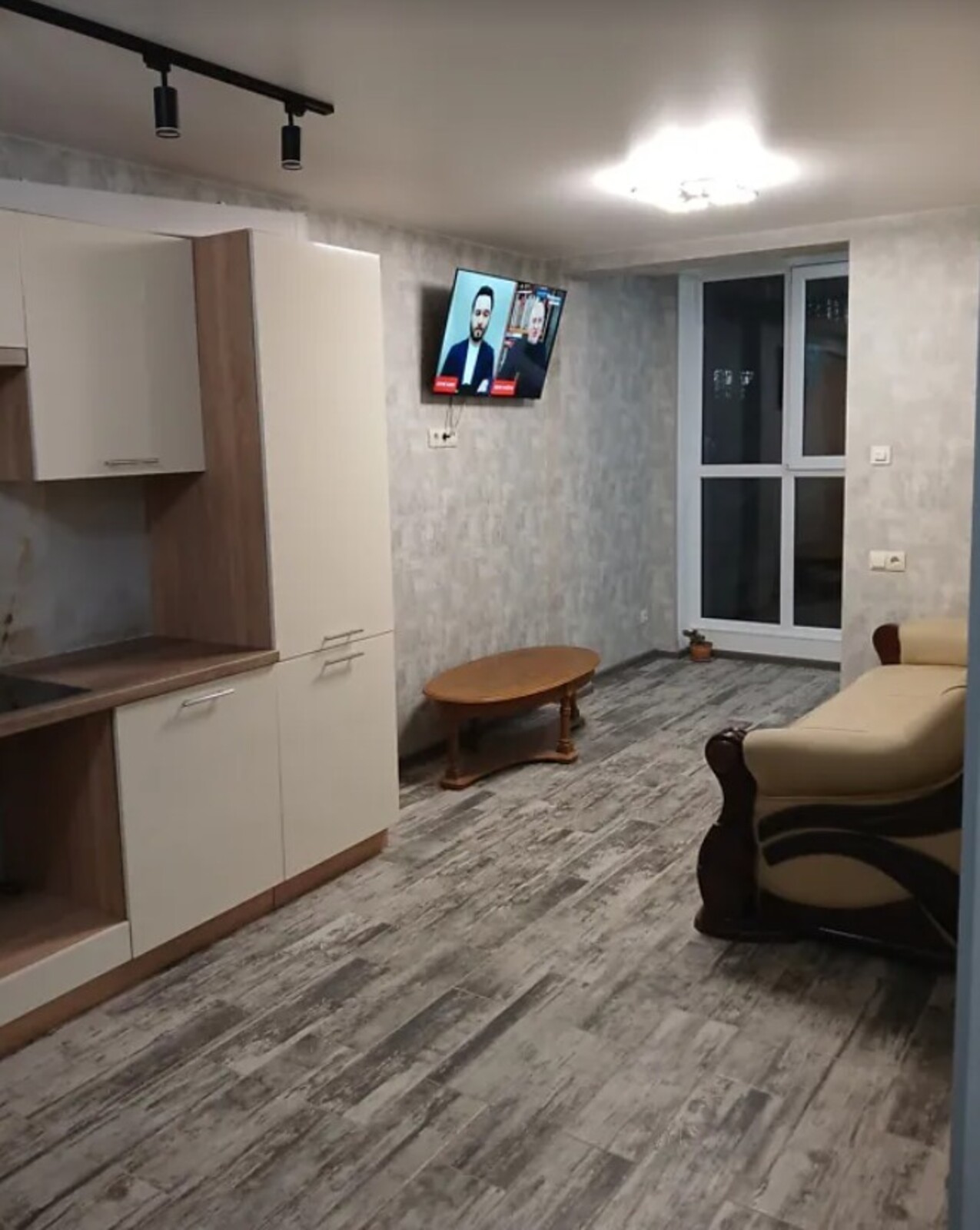 Продається 1-но кімнатна квартира в р-ні Вишенька. Новобудова. фото 1 Продається 1-но кімнатна квартира в р-ні Вишенька. Новобудова. фото 1