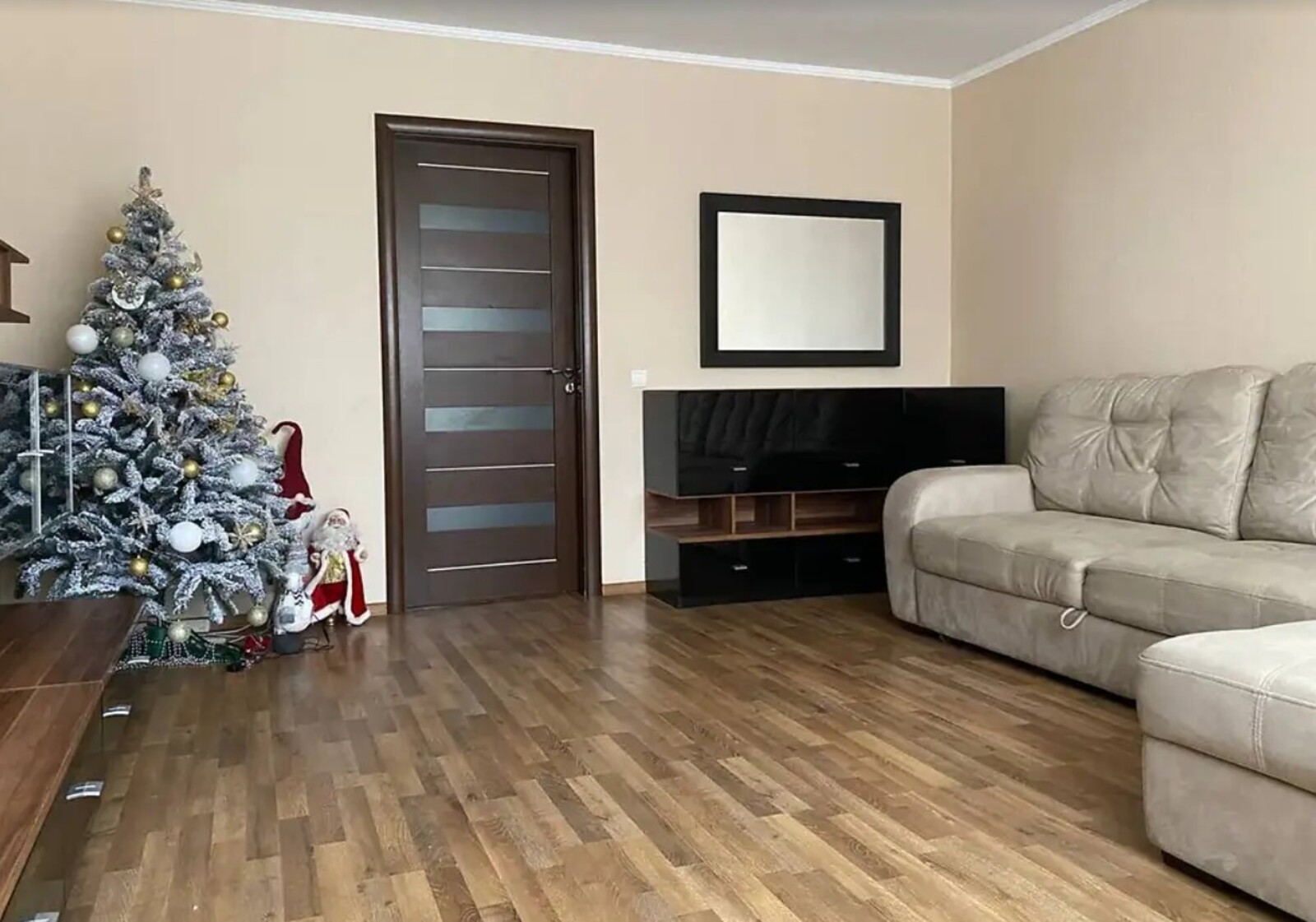 Продається 2-х кімнатна квартира. Ближнє замостя. Гарний стан з технікою та меблями фото 1 Продається 2-х кімнатна квартира. Ближнє замостя. Гарний стан з технікою та меблями фото 1