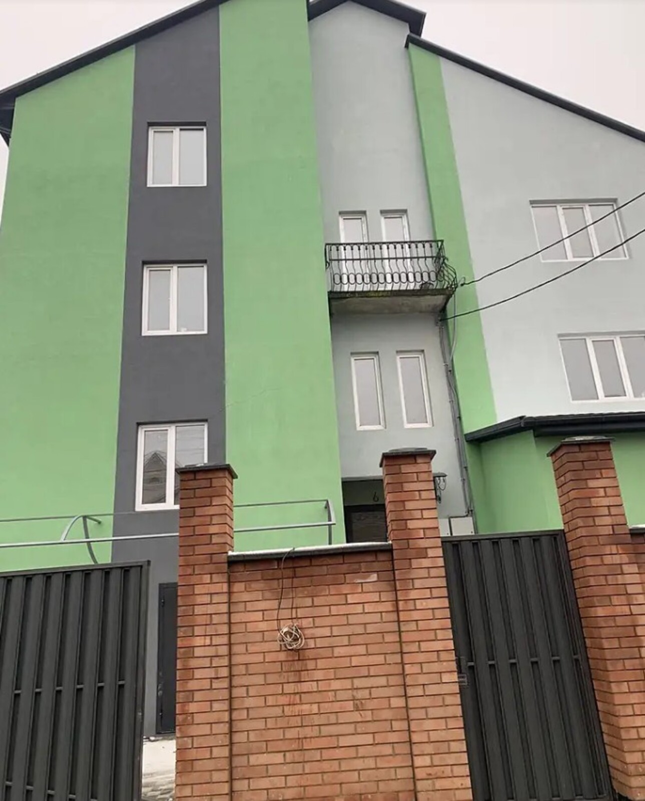 Продається 2-х кімната квартира в старому місті. Новобудова. Без ремонту фото 1 Продається 2-х кімната квартира в старому місті. Новобудова. Без ремонту фото 1