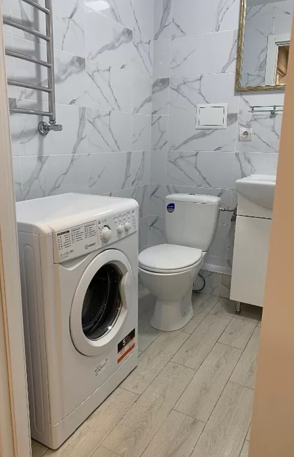 Продається 1-но кімнатна квартира, р-н Академічний. Гарний ста все є. фото 1 Продається 1-но кімнатна квартира, р-н Академічний. Гарний ста все є. фото 1