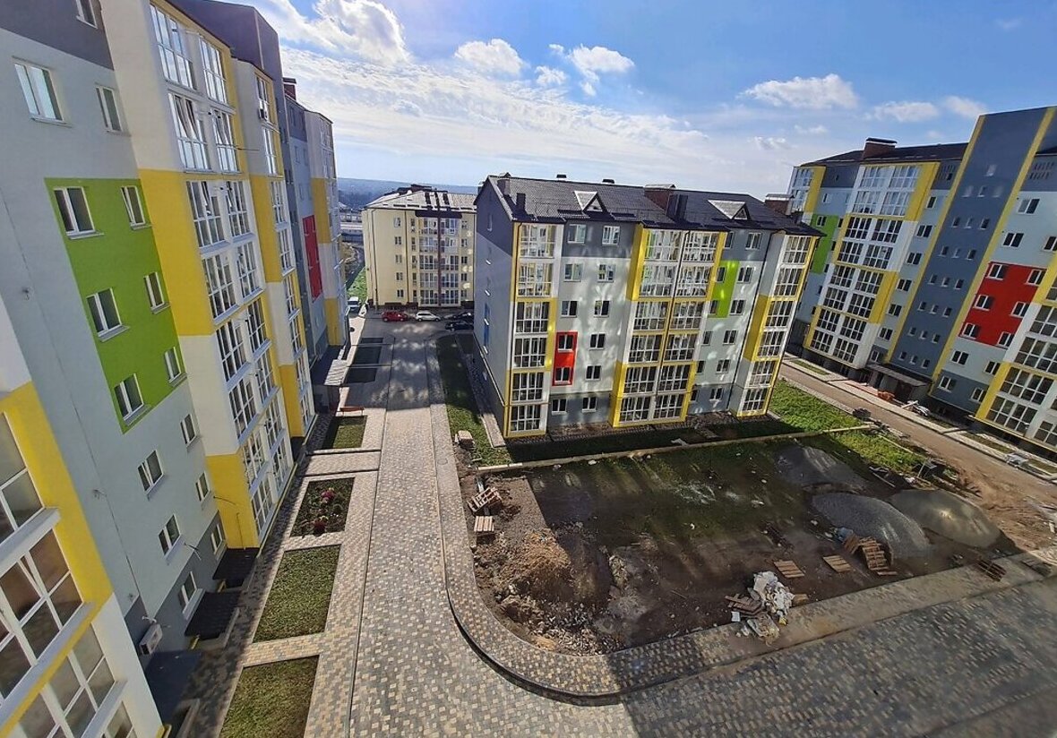 Продається 2-х кімнатна квартира в ЖК Барський, без ремонту фото 1 Продається 2-х кімнатна квартира в ЖК Барський, без ремонту фото 1