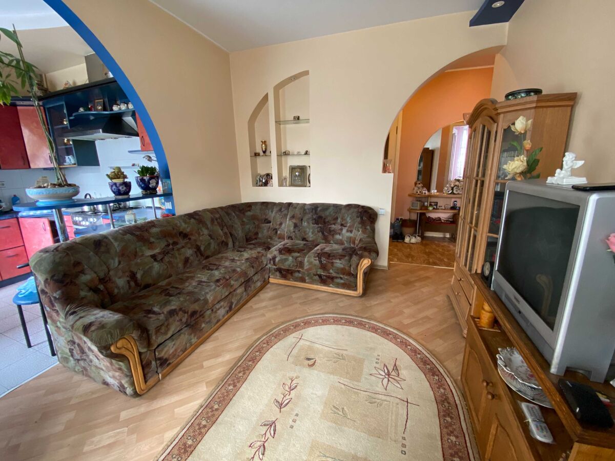 Продається 2-х кімнатна квартира, з ремонтом, Центр фото 1 Продається 2-х кімнатна квартира, з ремонтом, Центр фото 1