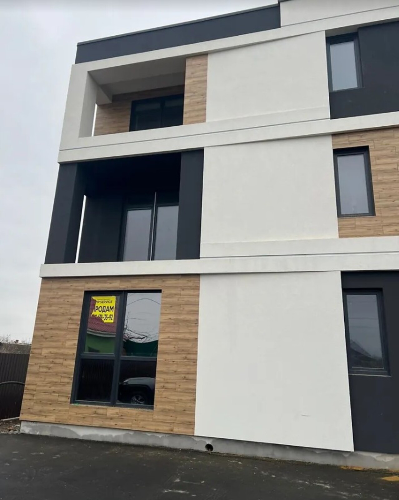 Продається 1-но кімнатна квартира в новобудові. Старе місто. Без ремонту. фото 1 Продається 1-но кімнатна квартира в новобудові. Старе місто. Без ремонту. фото 1