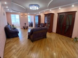 Продаж 4-х кімнатної квартири в Центрі міста. Гарний стан. фото 9 Продаж 4-х кімнатної квартири в Центрі міста. Гарний стан. фото 9