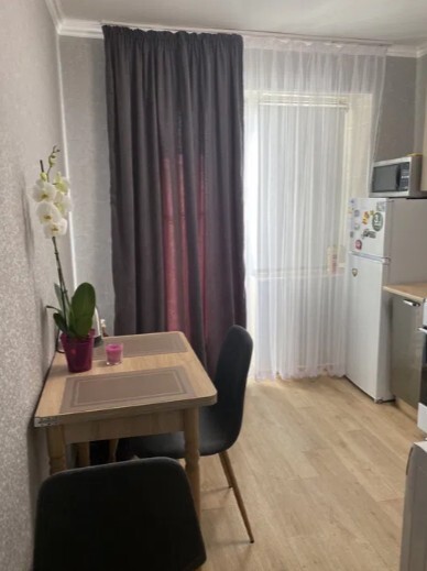 Продаж 1-но кімнатної квартири в Центрі міста. Гарний стан, заходь та живи фото 1 Продаж 1-но кімнатної квартири в Центрі міста. Гарний стан, заходь та живи фото 1