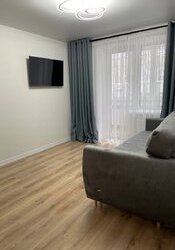 Продається 1-но кімнатна квартира на проспекті Юності, новий ремонт, з технікою та меблями фото 2 Продається 1-но кімнатна квартира на проспекті Юності, новий ремонт, з технікою та меблями фото 2