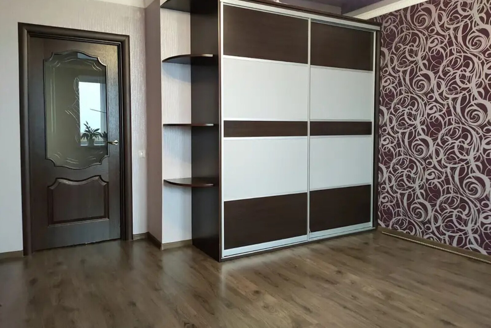 Продається 3-х кімнатна квартира. Старе місто. Новобудова, техніка та меблі фото 1 Продається 3-х кімнатна квартира. Старе місто. Новобудова, техніка та меблі фото 1