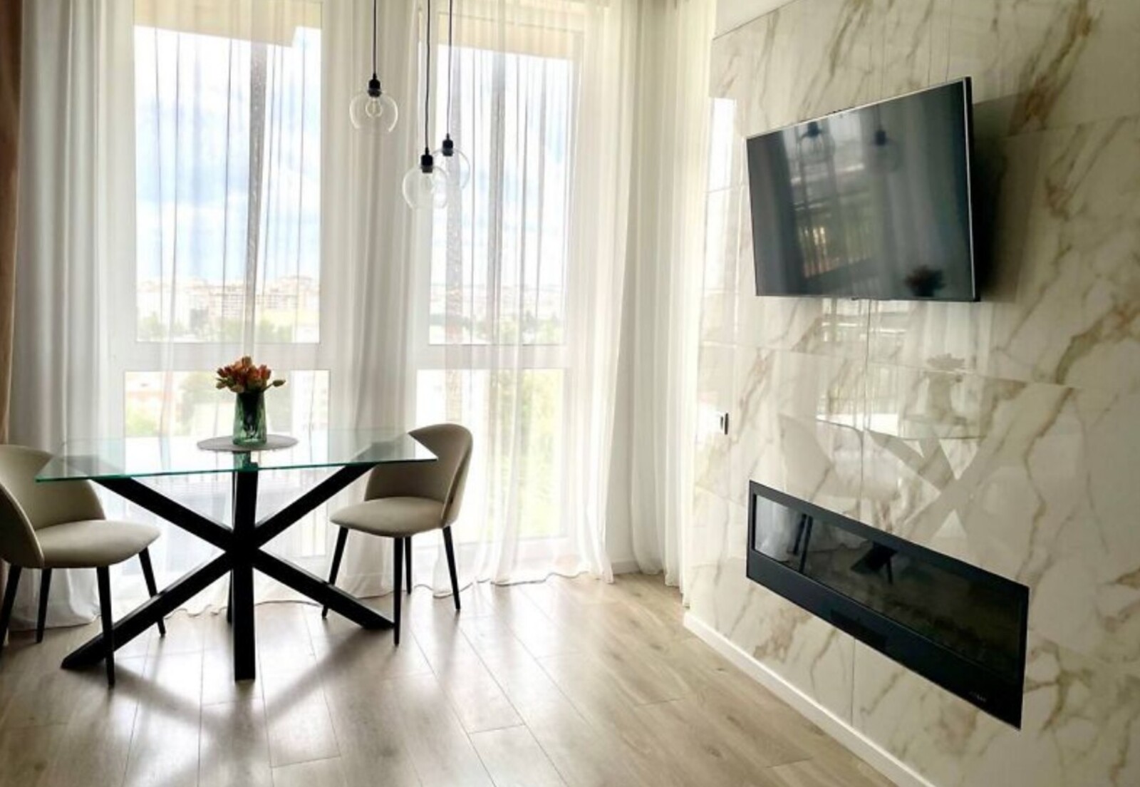  1-     Premier Tower. ³ .  1