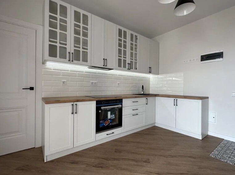 Продається 1-но кімнатна квартира, район Академічний, ремонт фото 1 Продається 1-но кімнатна квартира, район Академічний, ремонт фото 1