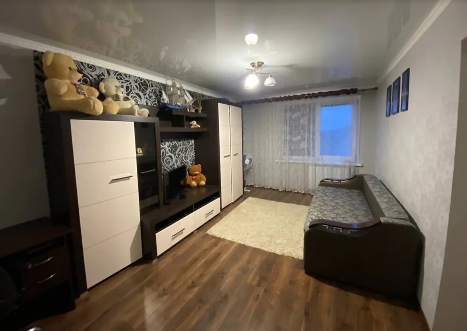 Продається великогабаритна 1-но кімнатна квартира в Старому місті. Новобудова. фото 1 Продається великогабаритна 1-но кімнатна квартира в Старому місті. Новобудова. фото 1