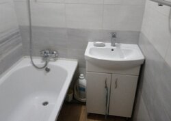 Продається 4-х кімнатна квартира на Вишеньці, житловий стан фото 3 Продається 4-х кімнатна квартира на Вишеньці, житловий стан фото 3