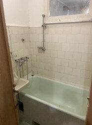 Продається 2-х кімнатна квартира в Центрі міста. Простий стан але ВИГІДНА ЦІНА. фото 2 Продається 2-х кімнатна квартира в Центрі міста. Простий стан але ВИГІДНА ЦІНА. фото 2