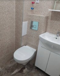  1  40 .   . .  . .  4