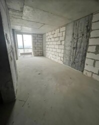  1-    .  ˳. - '.    8