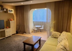 Продається 3-х кімнатна квартира в р-ні Ближнього Замостя. фото 2 Продається 3-х кімнатна квартира в р-ні Ближнього Замостя. фото 2