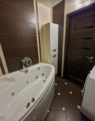 Продається 3-х кімнатна квартира в р-ні Академічний. Відмінний стан. фото 18 Продається 3-х кімнатна квартира в р-ні Академічний. Відмінний стан. фото 18