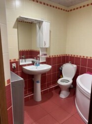 Продається 3-х кімнатна квартира в р-ні Вишенька. Гарний стан. фото 6 Продається 3-х кімнатна квартира в р-ні Вишенька. Гарний стан. фото 6