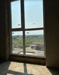  2-     Dream Lake. -   5