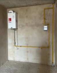  2-     Dream Lake. -   7