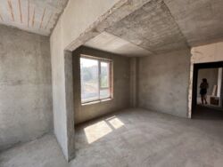 Продається 1-но кімнатна квартира в ЖК Родинний маєток, потребує ремонту фото 5 Продається 1-но кімнатна квартира в ЖК Родинний маєток, потребує ремонту фото 5