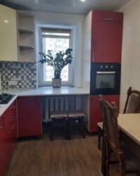 Гарна 3 кімнатна квартира в хорошому районі з чудовим місцем розташування! фото 1 Гарна 3 кімнатна квартира в хорошому районі з чудовим місцем розташування! фото 1