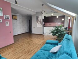 Продаж великогабаритної 3-кімнатної квартири в елітному районі Поділля. фото 21 Продаж великогабаритної 3-кімнатної квартири в елітному районі Поділля. фото 21