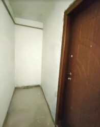  4-    - .  䳿 . .  9