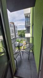 ������ 1� �������� 46 ��. � �� ���. ���������� ����, �� Forest Home ���� 1