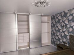 Продається 2-х кімнатна квартира з новим ремонтом на Академічному. фото 1 Продається 2-х кімнатна квартира з новим ремонтом на Академічному. фото 1