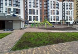  1  46.7 .   .  ,  Forest Home  3