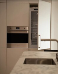  2  70 .   .   Premier Tower  26