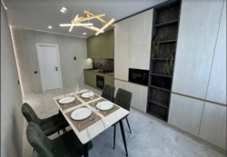  1  47 .   .  .  Forest Home. ³  2