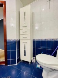 Продається 4-х кімнатна квартира в Замостянському районі. Гарний стан. фото 2 Продається 4-х кімнатна квартира в Замостянському районі. Гарний стан. фото 2