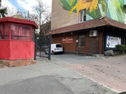 Продається 2-х кімнатна квартира, з ремонтом, Центр фото 12 Продається 2-х кімнатна квартира, з ремонтом, Центр фото 12