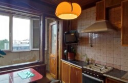 Продається 2-х кімнатна квартира, центр, потребує ремонту фото 2 Продається 2-х кімнатна квартира, центр, потребує ремонту фото 2