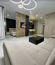 ������ 1� �������� 58 ��. � �� �����. ���������� �� Premier Tower ���� 22