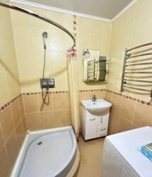 Продаж 4-х кімнатної квартири з ремонтом. АГВ. Спокійний район. Меблі та техніка лишаються фото 7 Продаж 4-х кімнатної квартири з ремонтом. АГВ. Спокійний район. Меблі та техніка лишаються фото 7