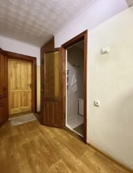 Продається 1-но кімнатна квартира в р-ні Вишенька. Простий житловий стан. фото 8 Продається 1-но кімнатна квартира в р-ні Вишенька. Простий житловий стан. фото 8