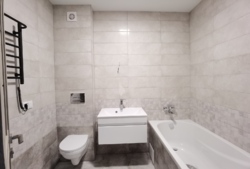 Продається розкішна квартира із свіжим та гарним ремонтом, не кутова. фото 1 Продається розкішна квартира із свіжим та гарним ремонтом, не кутова. фото 1