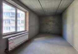 Продається 1-но кімнатна квартира в р-ні Слов'янка. Без ремонту. фото 2 Продається 1-но кімнатна квартира в р-ні Слов'янка. Без ремонту. фото 2