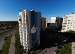 Продається 2-х кімнатна квартира в р-ні Вишенька. Ремонт. фото 3 Продається 2-х кімнатна квартира в р-ні Вишенька. Ремонт. фото 3