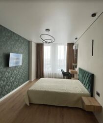 ������ 1� �������� 48 ��. � �� ���. 600-���� �� ˳���������� ���� 12