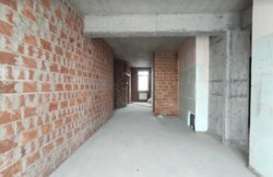  2-[     Premier Tower  8