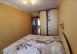 Продається 3-х кімната квартира в р-ні Вишенька. Нормальний житловий стан. фото 5 Продається 3-х кімната квартира в р-ні Вишенька. Нормальний житловий стан. фото 5